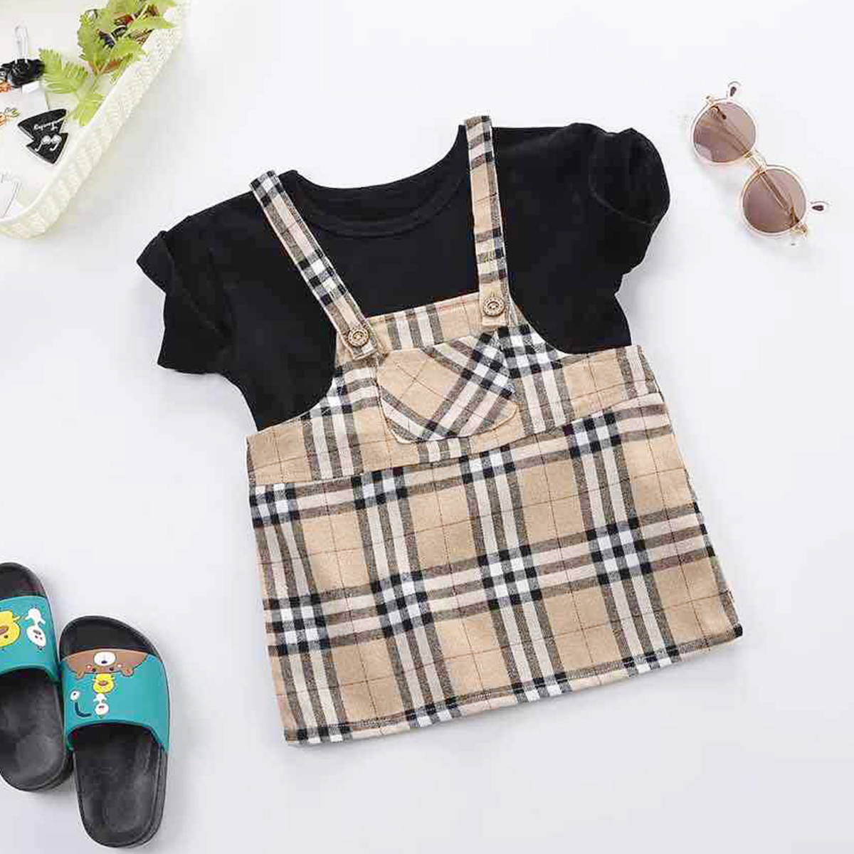 商详页加购品-活动1-Causal Plaid Print T-shirt & Shorts Suit for Brother and Sister Wholesale
