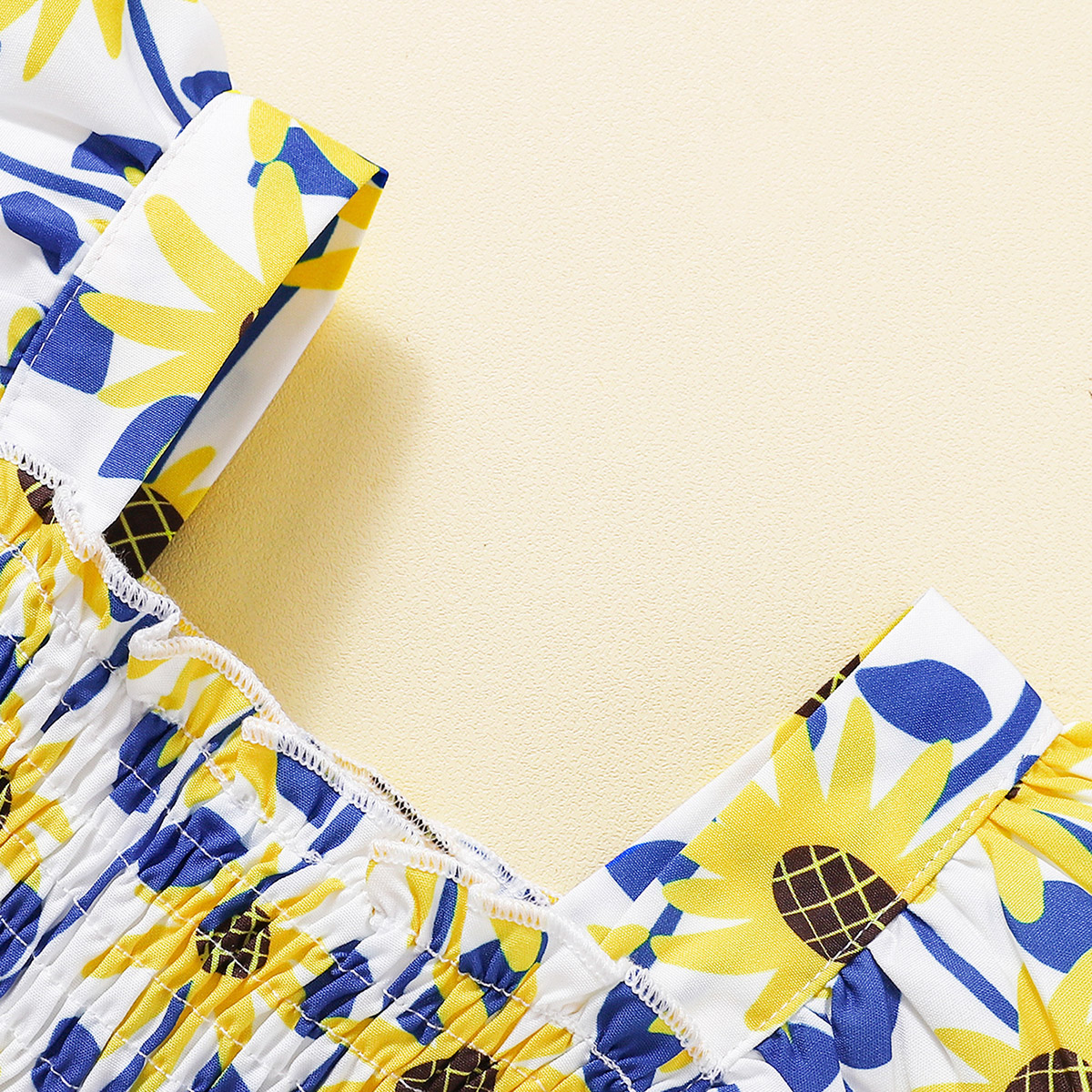 Baby Girl Ruffle-sleeve Smocking Floral Print Dress Wholesale